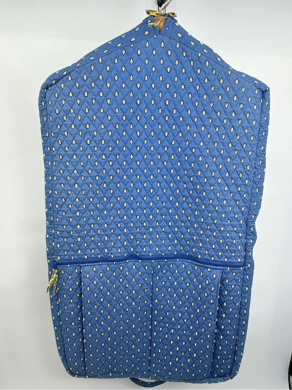 Vera Bradley VTG Garment Bag Travel Luggage Retired  French Blue Paisley Quilted